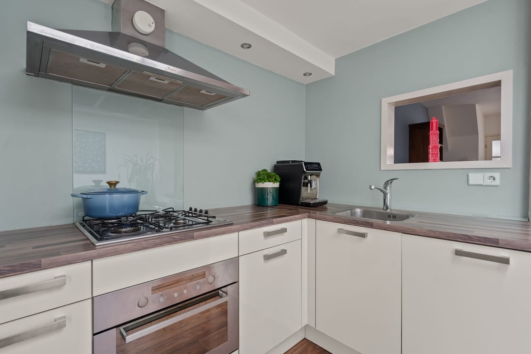 Photo 17 of Adelboldstraat 2