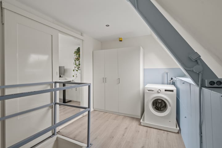 Foto 34 van Adelboldstraat 2