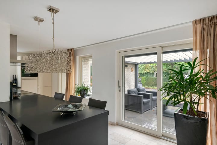 Foto 15 van Aeneas Mackaylaan 4