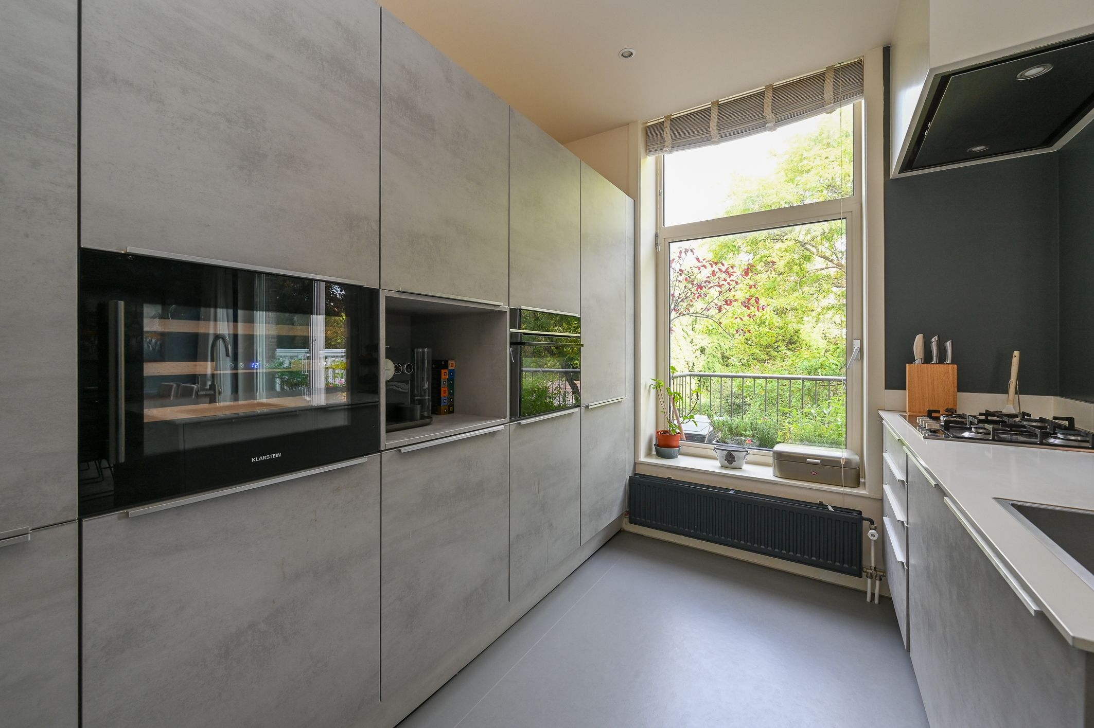 Foto 39 van Laan van Meerdervoort 39-A