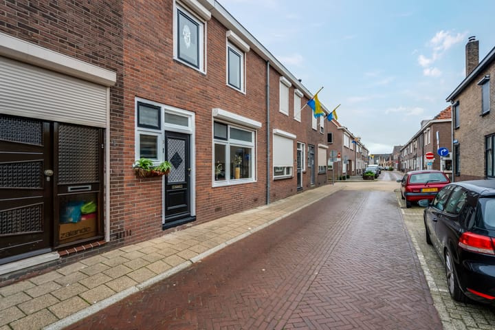 Photo 33 of Klaas Benninkstraat 3