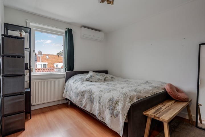 Photo 24 of Klaas Benninkstraat 3