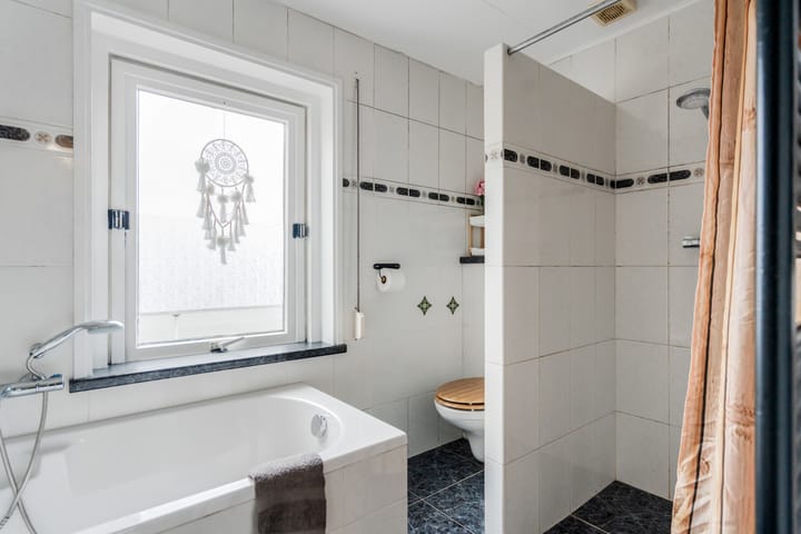 Photo 28 of Klaas Benninkstraat 3