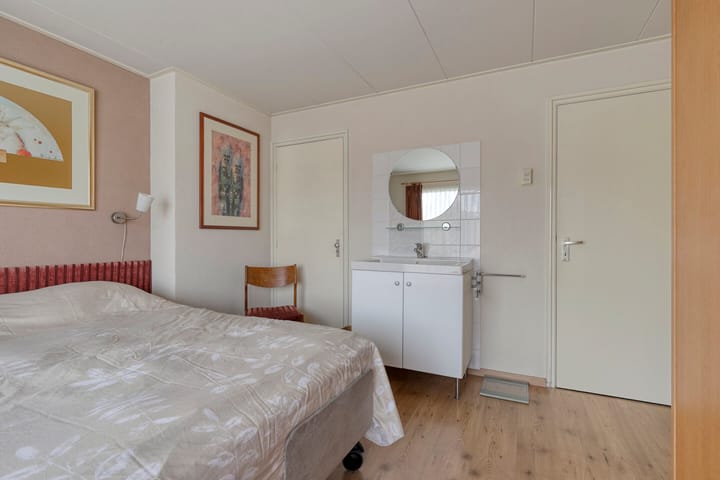 Foto 15 van Bisonstraat 32