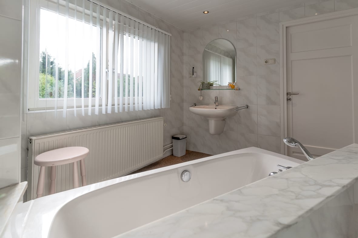 Foto 24 van Looiwinkelstraat 30