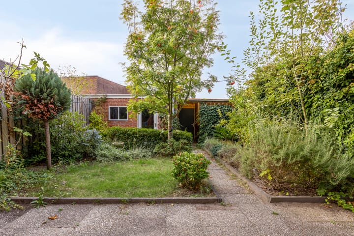 Photo 5 of Ericastraat 17