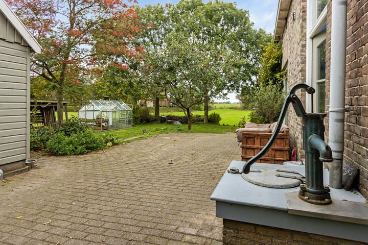 Photo 53 of Schoolstraat 2