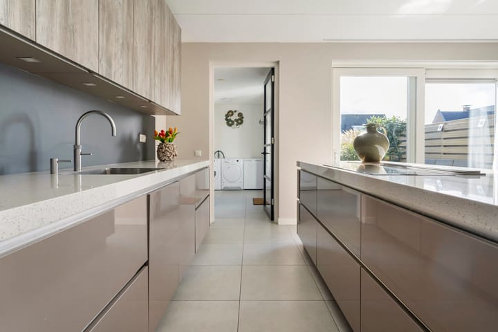 Photo 18 of Dyksfeart 21