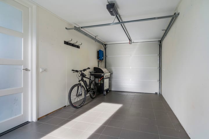 Photo 34 of Dyksfeart 21