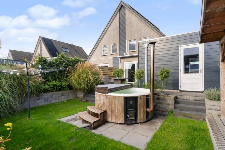 Photo 38 of Dyksfeart 21