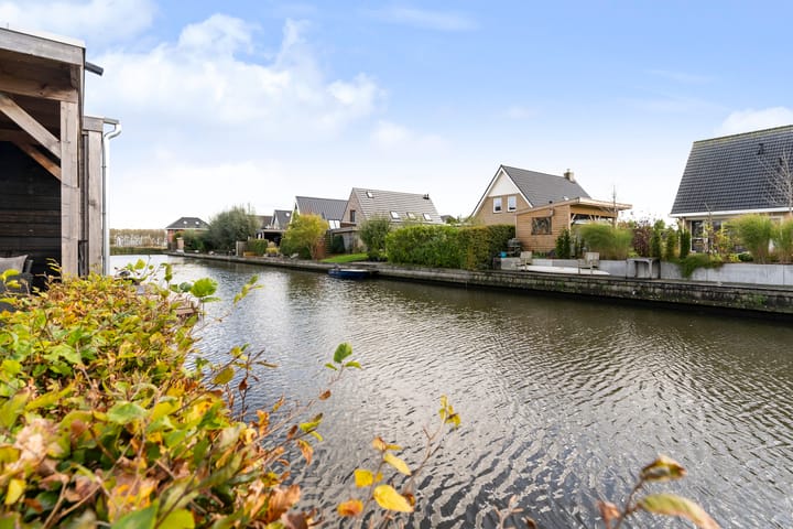 Photo 39 of Dyksfeart 21