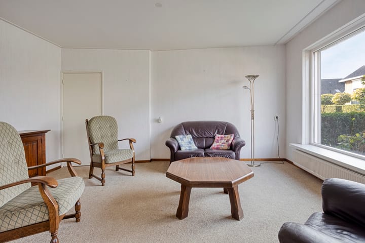 Photo 6 of Sint Martinusstraat 25