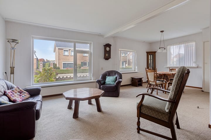 Photo 7 of Sint Martinusstraat 25