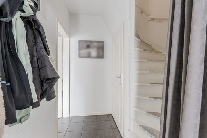 Foto 4 van den Dries 19