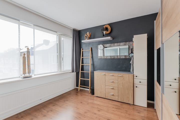 Foto 21 van den Dries 19