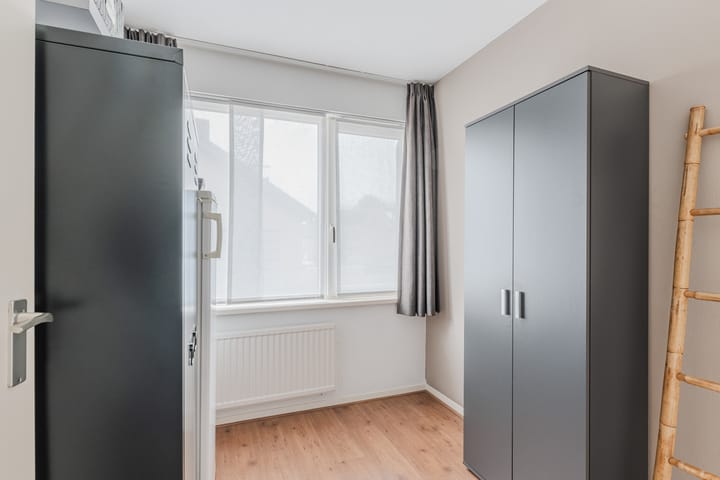 Foto 23 van den Dries 19