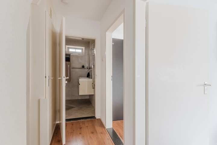 Foto 15 van den Dries 19