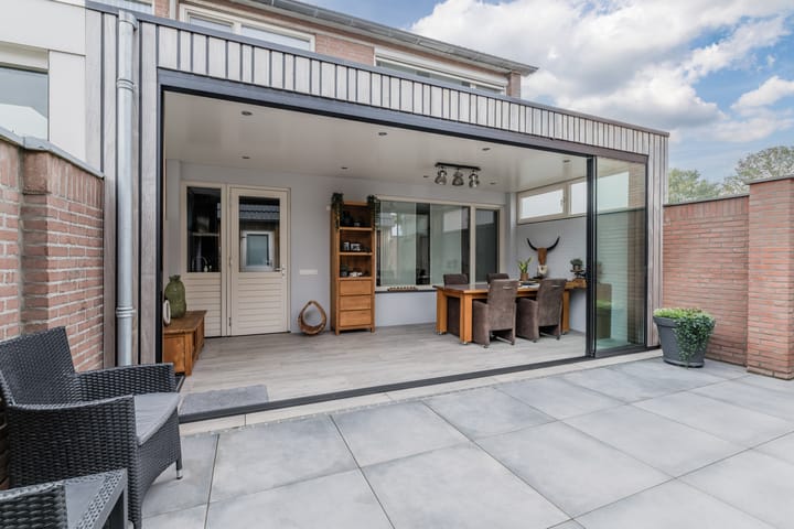 Foto 30 van den Dries 19