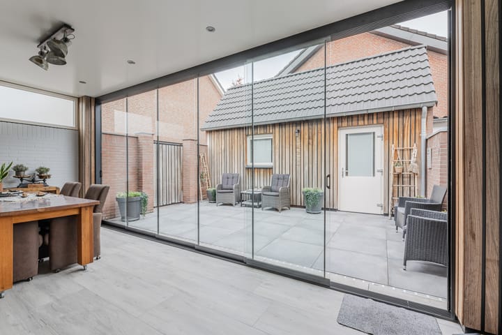 Foto 14 van den Dries 19