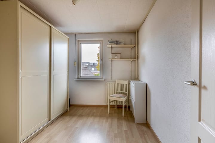 Foto 16 van Busstraat 5