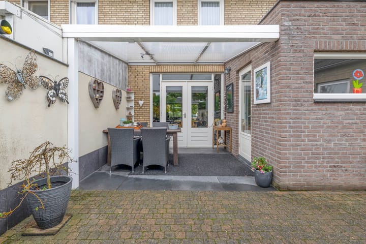 Foto 25 van Busstraat 5