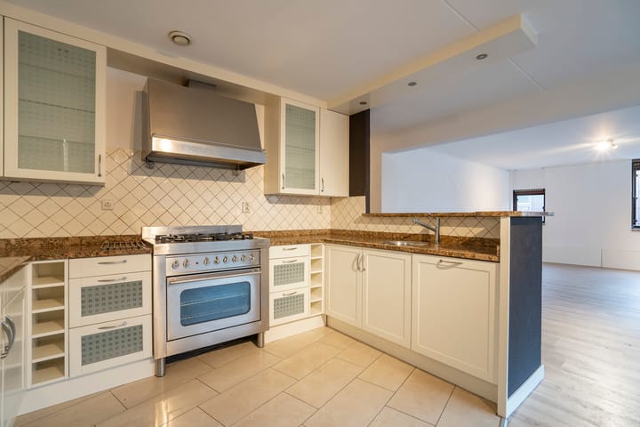 Foto 11 van Dotterbloem 14