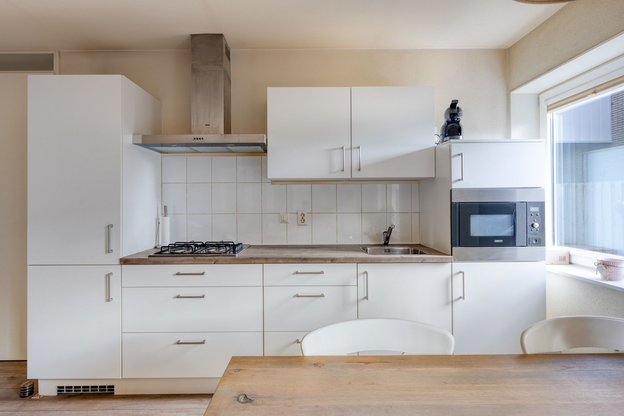 Foto 9 van Hoofdweg 678-C