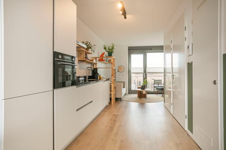 Foto 11 van Nederhemertstraat 57