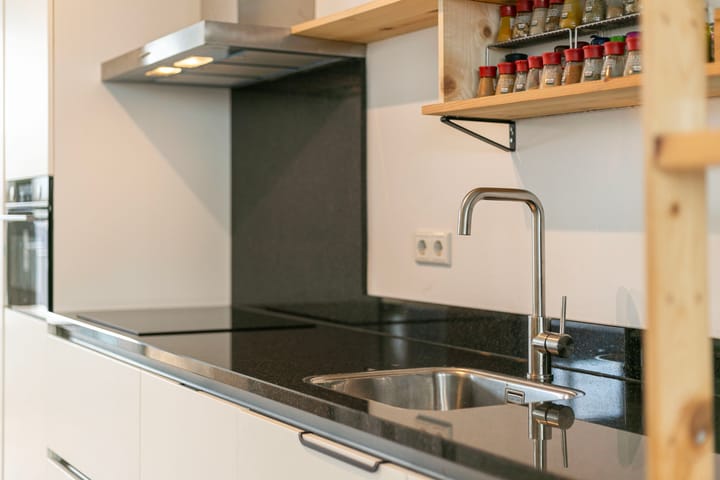 Foto 12 van Nederhemertstraat 57