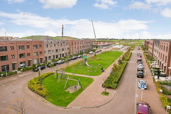 Foto 18 van Nederhemertstraat 57