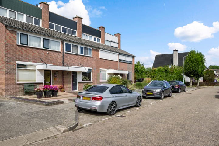 Photo 6 of Gladiolenstraat 11