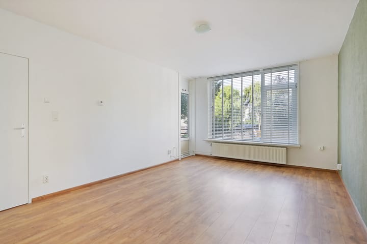 Photo 3 of Schaepmanstraat 57