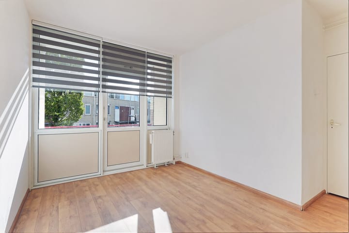 Photo 11 of Schaepmanstraat 57