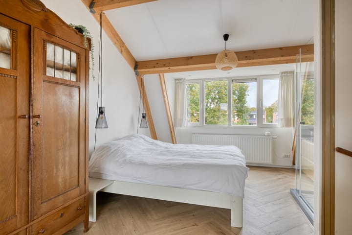 Foto 15 van Van Bemmelstraat 30