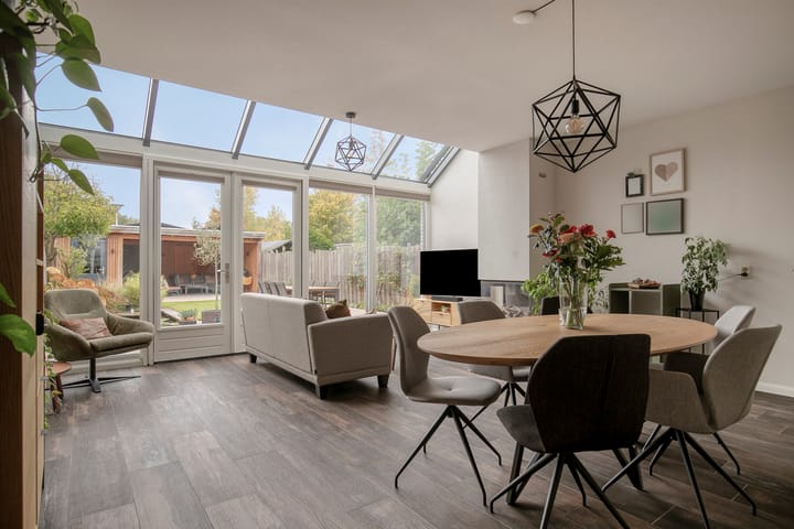 Foto 2 van Vaandrig 18