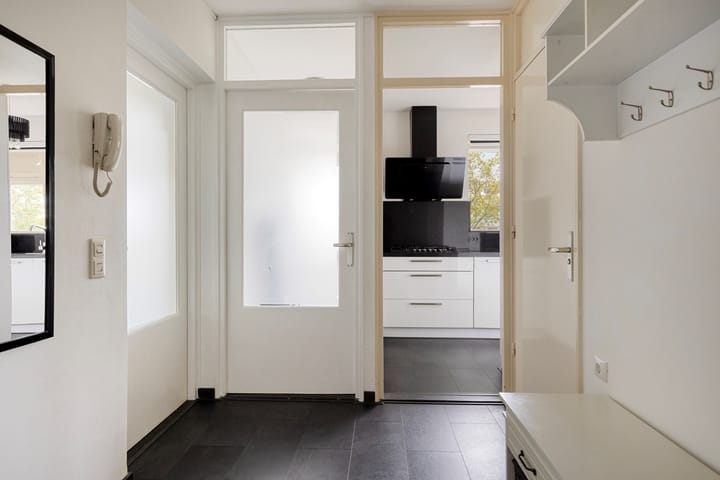 Foto 5 van Aert van Neslaan 411