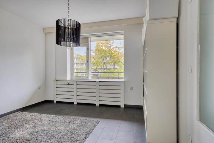 Foto 16 van Aert van Neslaan 411