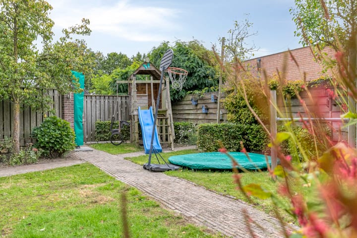 Photo 40 of Zonnedauw 4