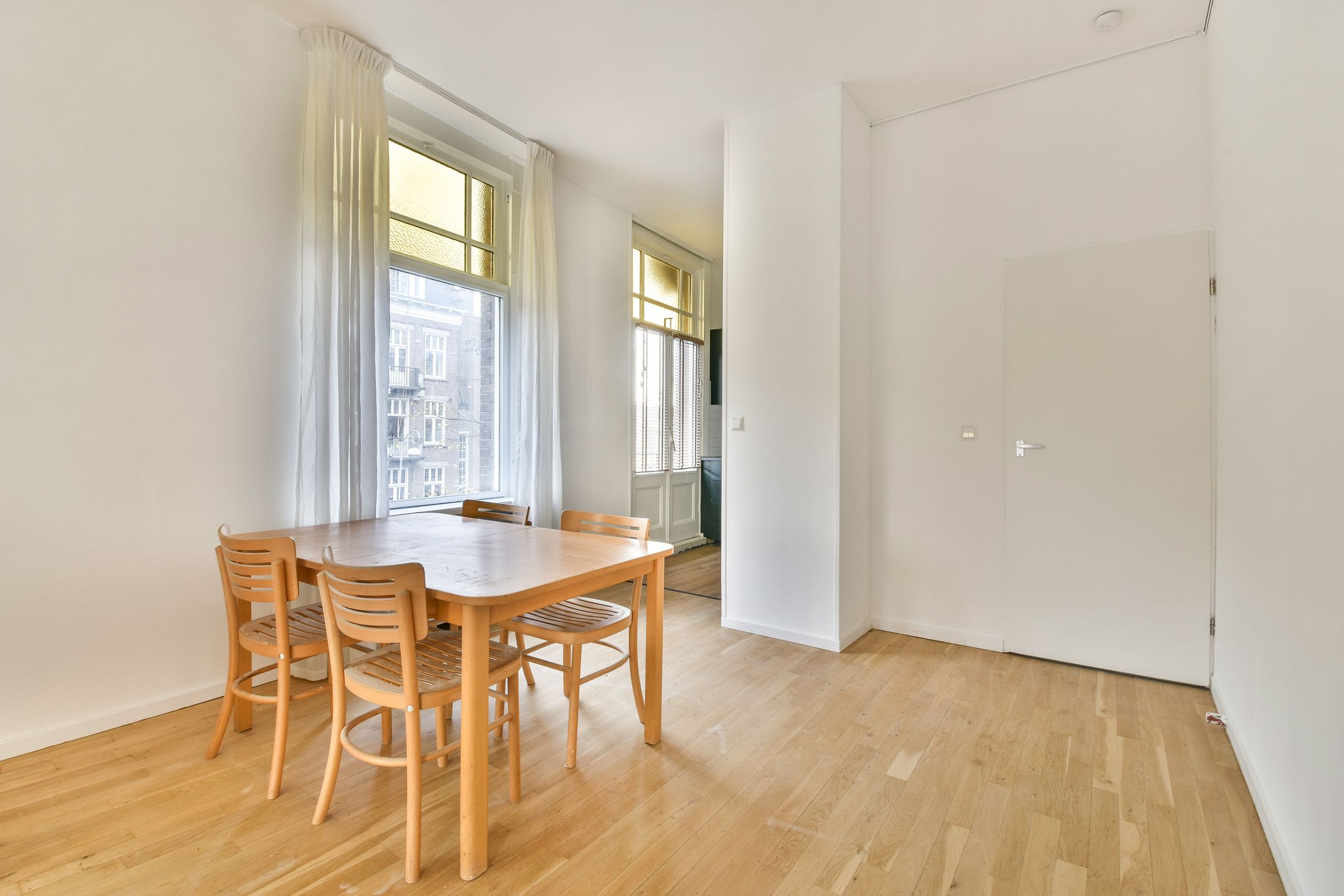 Photo 9 of Frans van Mierisstraat 27-2