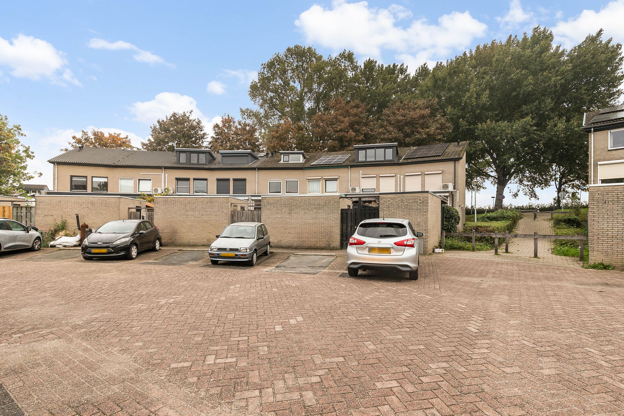 Photo 3 of Winterdijk 57