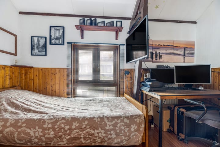 Photo 20 of Oosterstraat 74