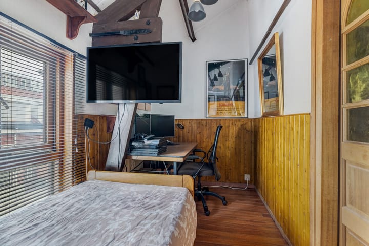 Photo 21 of Oosterstraat 74