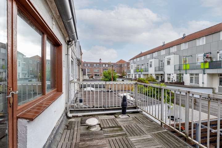 Photo 29 of Oosterstraat 74