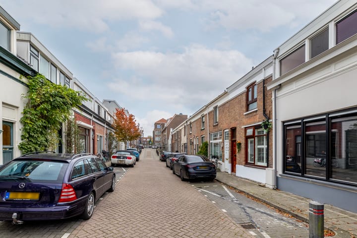 Photo 38 of Oosterstraat 74
