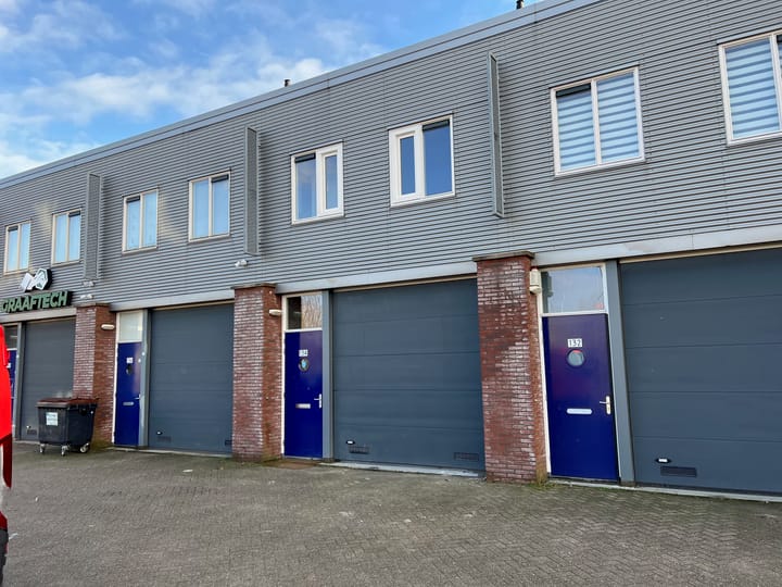 Carneool 134, Dordrecht