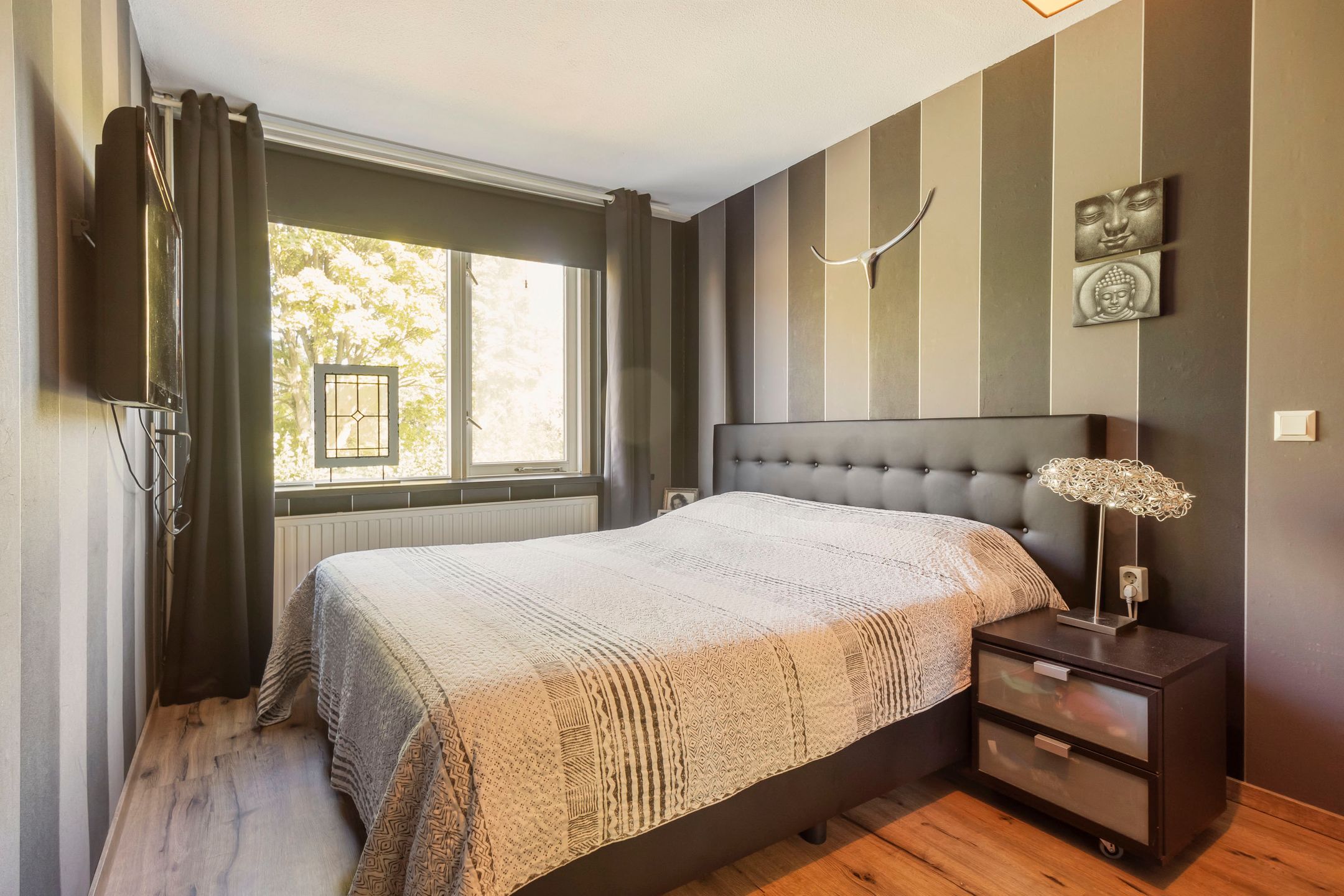 Foto 15 van Helmondstraat 136