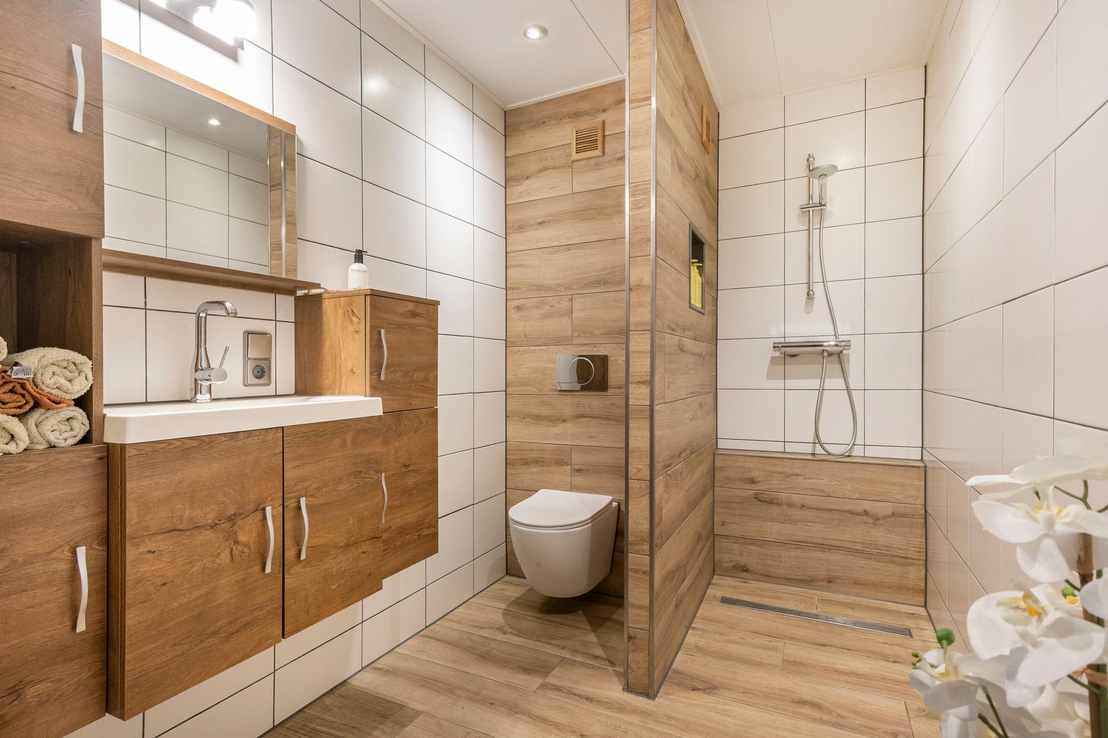 Foto 21 van Helmondstraat 136