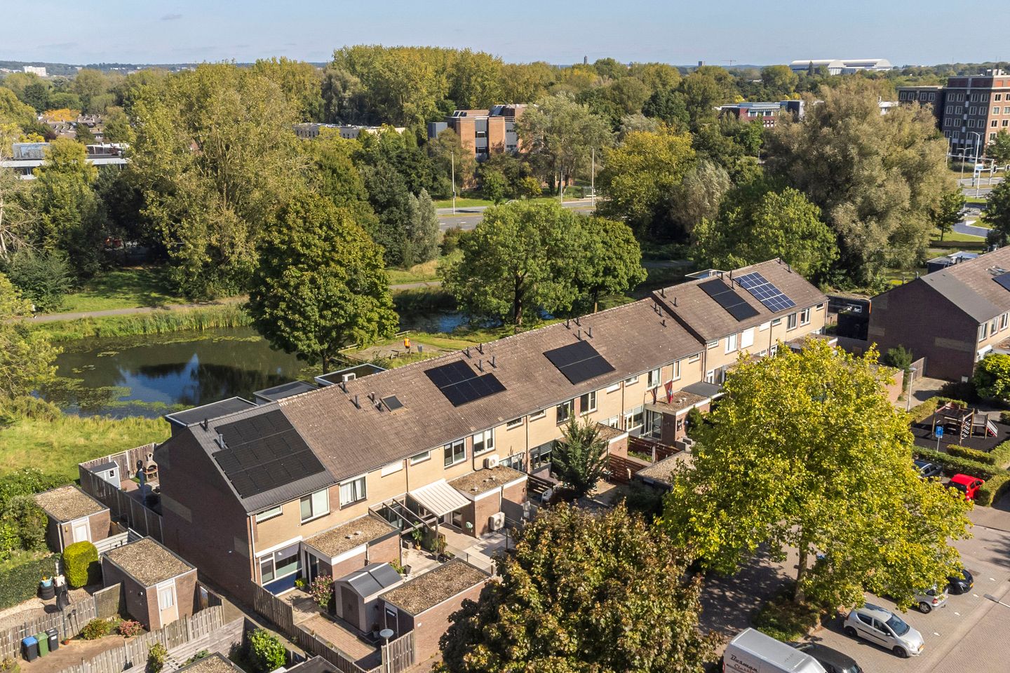 Foto 35 van Helmondstraat 136