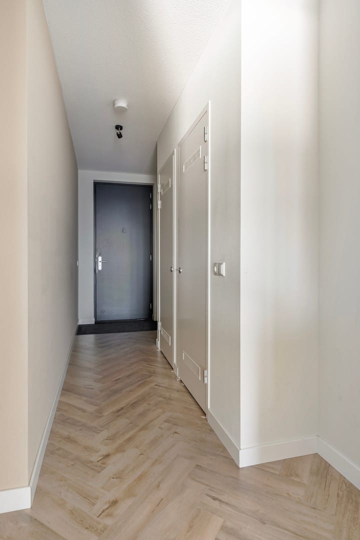 Foto 6 van Maashaven N.z. 637