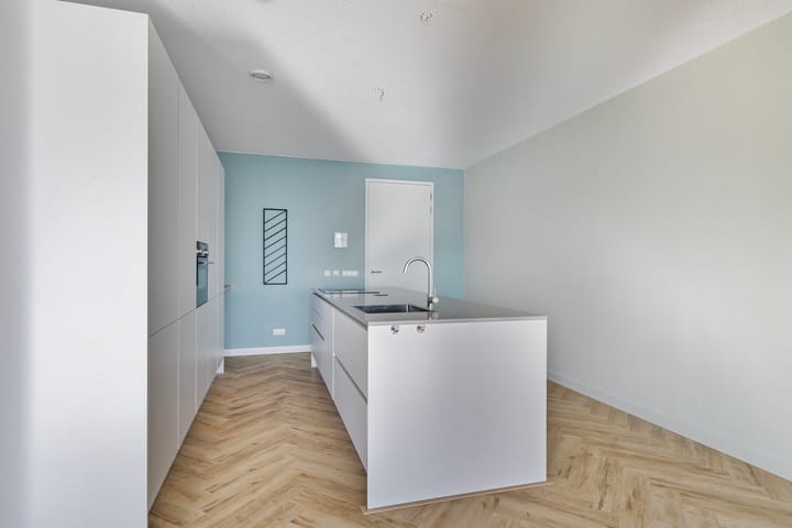 Foto 14 van Maashaven N.z. 637